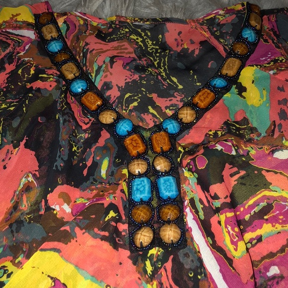 Top - Picture 2 of 2